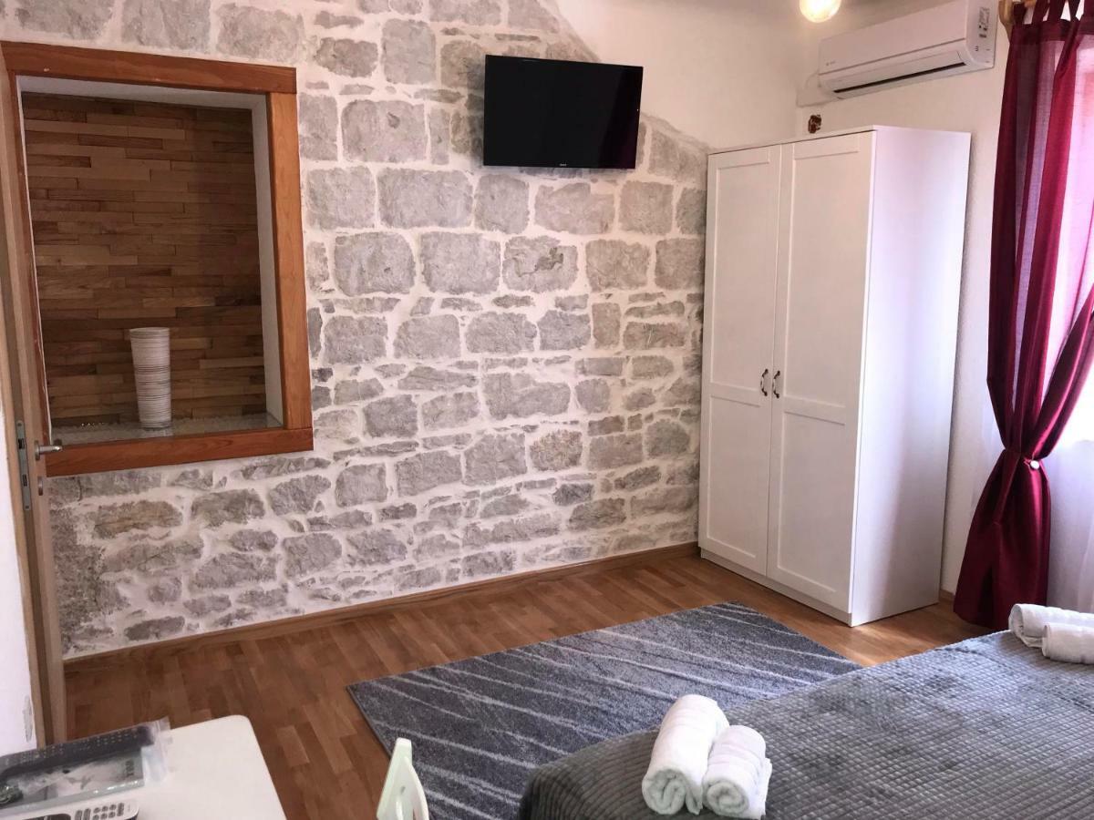 Studio Apartment Sabljic Kastela Ngoại thất bức ảnh